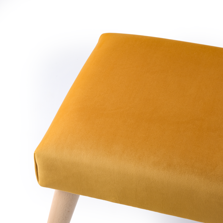 panchina in legno per il corridoio