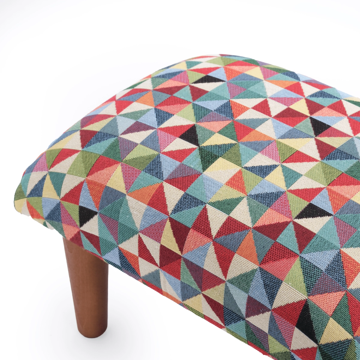 Comodo poggiapiedi per poltrona con design geometrico, elemento d'arredo decorativo