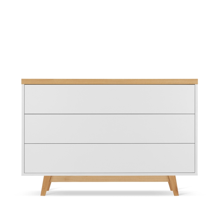 Komoda z litego dębu z szufladami, wysoka forma i skandynawski design do nowoczesnych wnętrz