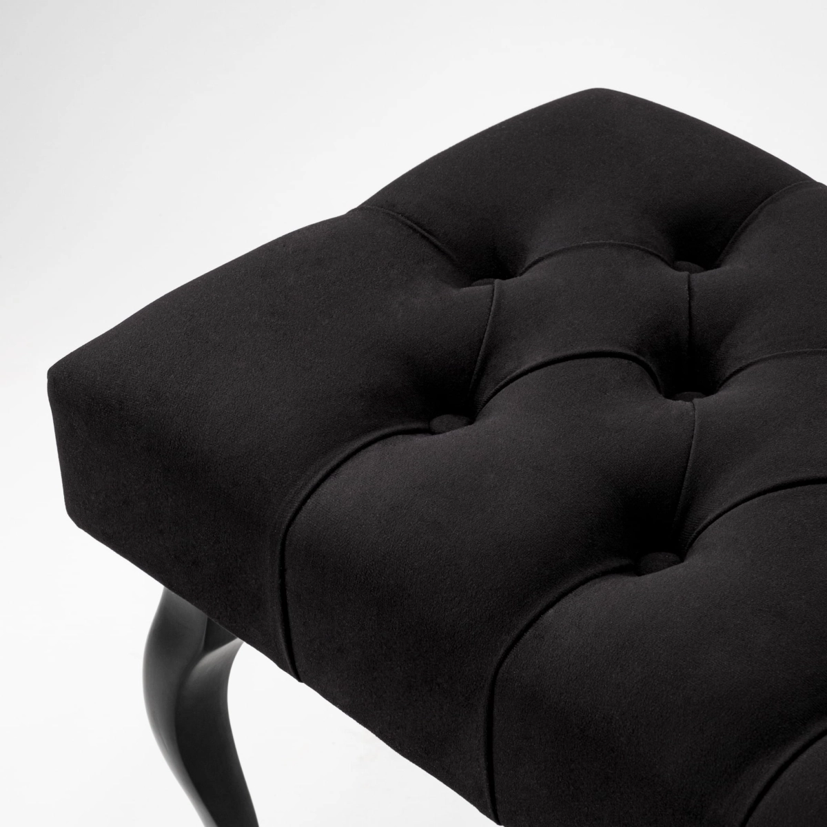 Panca Chesterfield imbottita in nero per il corridoio