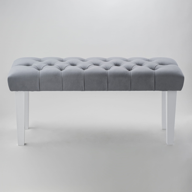 Panca trapuntata grigia con gambe bianche dritte
