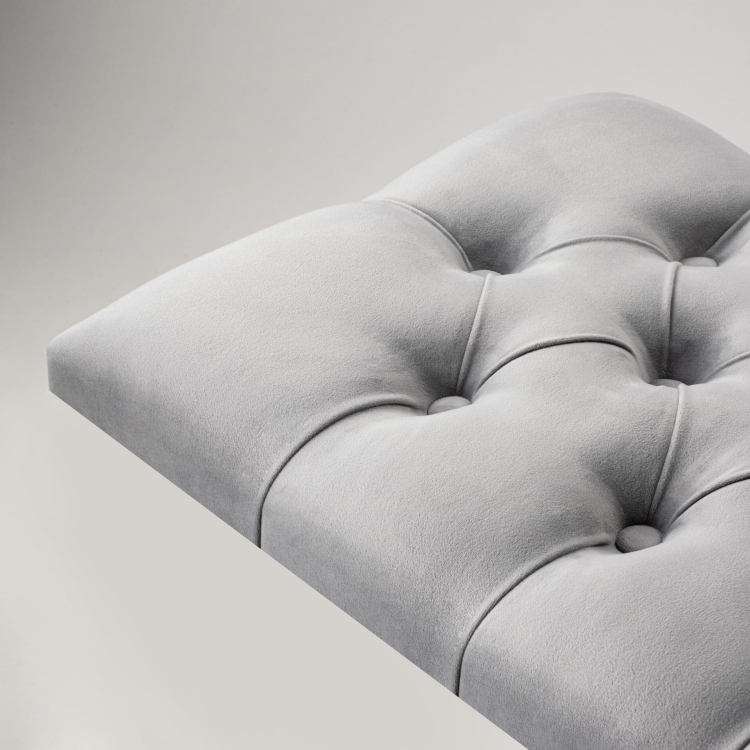 Pannello murale trapuntato grigio