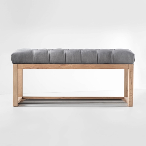 Panca con seduta trapuntata grigia e struttura in legno
