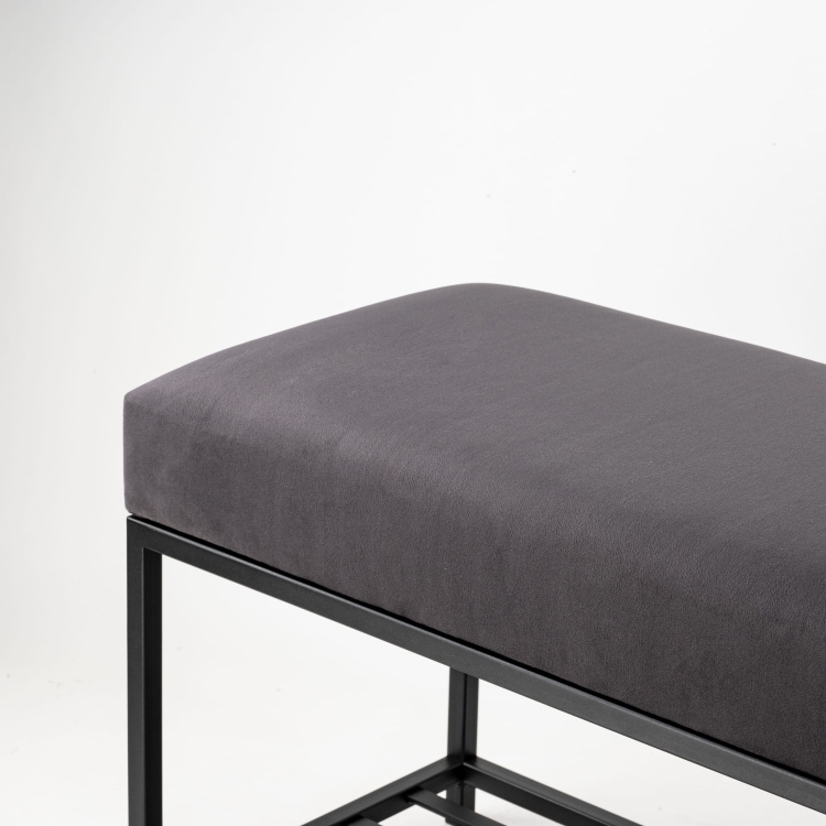 Panca imbottita in grafite con struttura in metallo