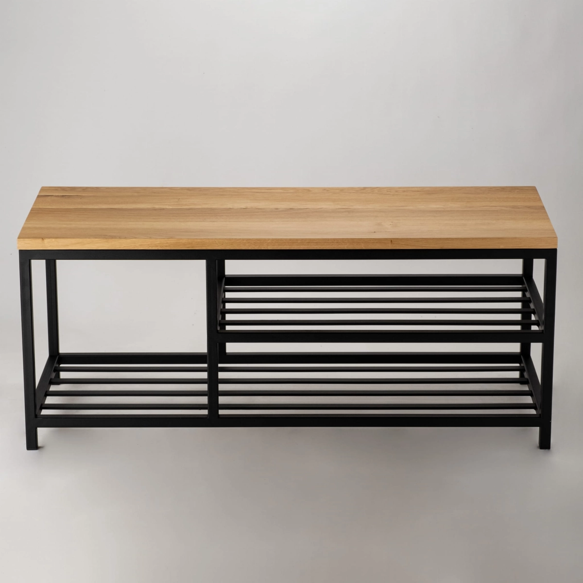 Panca in stile loft con piano in legno e base in acciaio