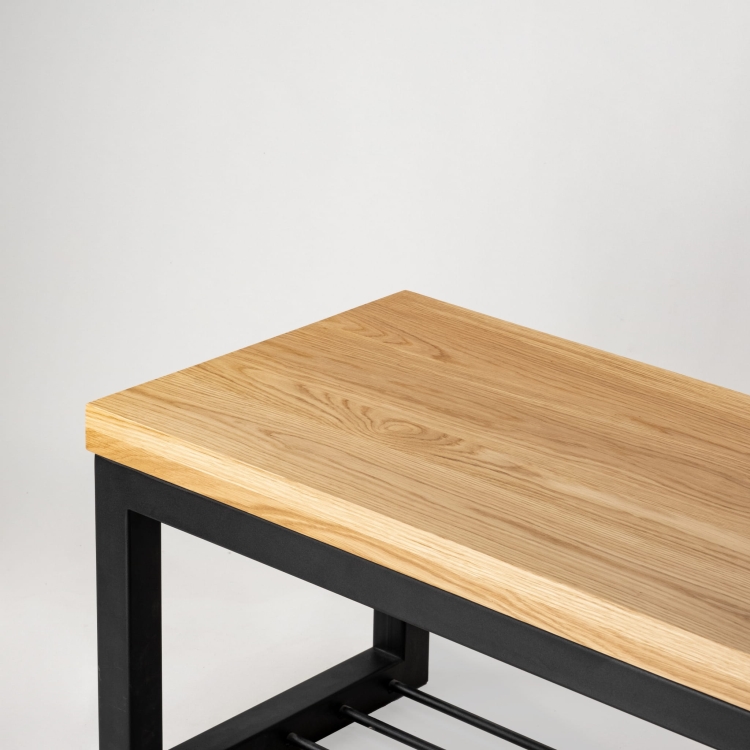 Panca in metallo con ripiano per scarpe e piano in legno, ideale per interni in loft